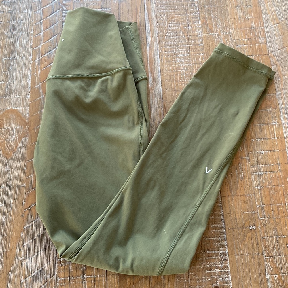 Olive High-Waist Leggings & Crop Tank Set - Picture 7 of 10